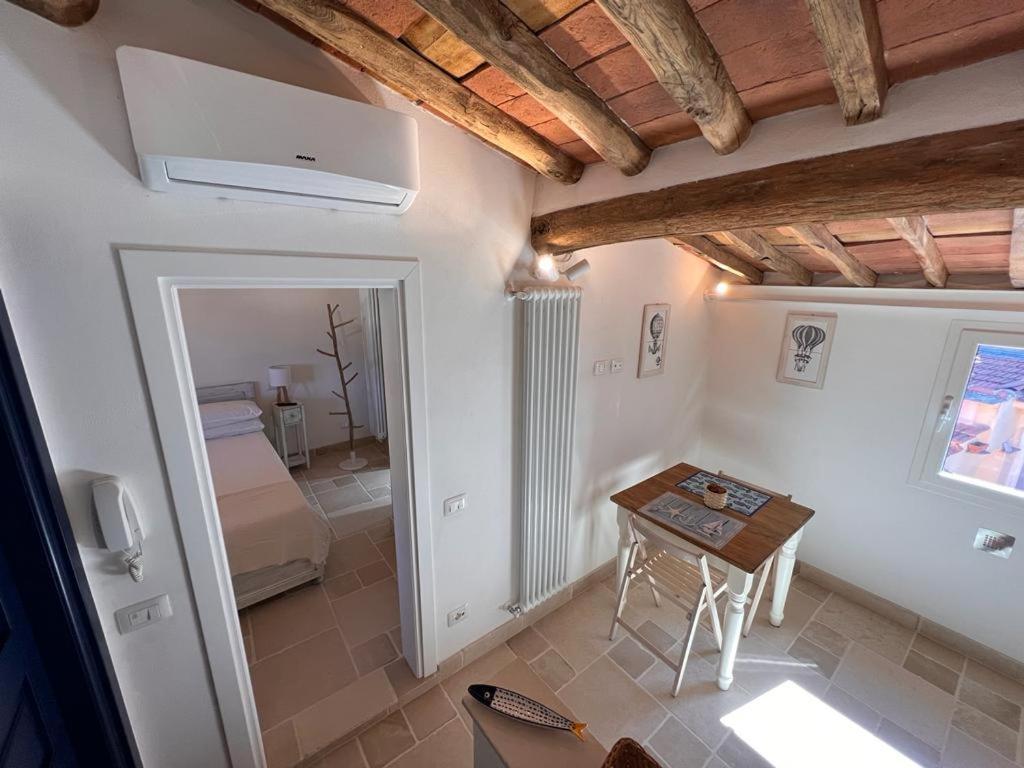Suite Ventidue - Fronte Mare レーリチ エクステリア 写真