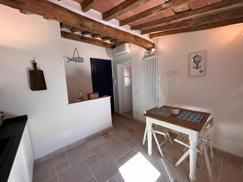 Suite Ventidue - Fronte Mare レーリチ エクステリア 写真