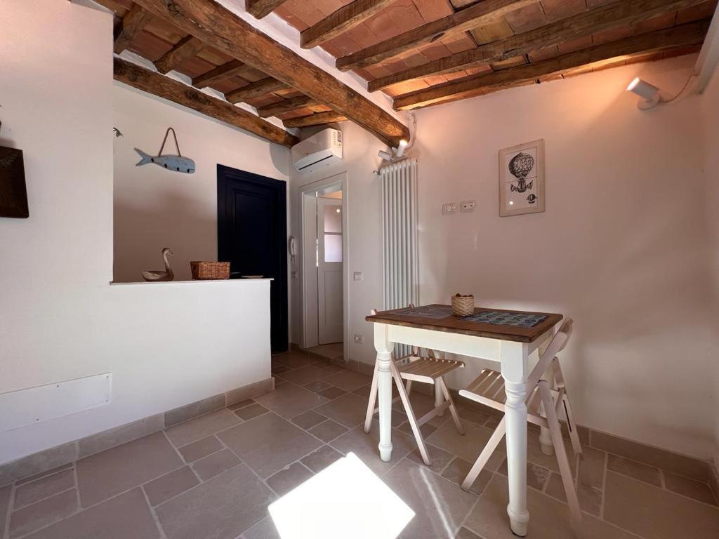 Suite Ventidue - Fronte Mare レーリチ エクステリア 写真